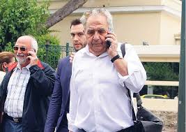 Νέα, ειδήσεις και όλη η επικαιρότητα στο www.enikos.gr, με την υπογραφή του νίκου χατζηνικολάου. Xalase Fetos H Parea Ths Aiginas Monos Kanei Boyties O Alekos Flampoyrarhs Sto Soynio H Prw8ypoyrgikh Oikogeneia Fwto Crashonline Gr H Online Ekdosh Toy Periodikoy Crash