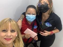 Glorimar Aponte's Instagram, Twitter & Facebook