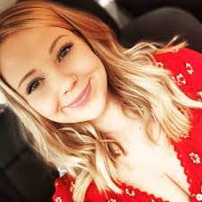 Kay Roupp's Instagram, Twitter & Facebook