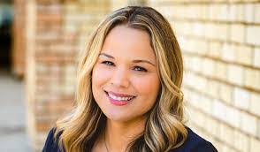 Kristina Emerson's Instagram, Twitter & Facebook