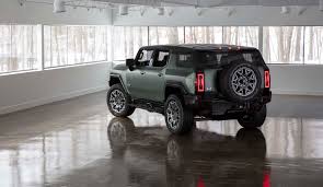 Based on what there is to see in the vague teaser, the hummer ev will retain the angular looks of previous hummers, as well as its signature grille design, though this time the grille is actually 2024 gmc hummer ev suv revealed, goes on sale in 2023. Preview 2024 Gmc Hummer Ev Suv Arrives To Embarrass Ford Bronco And Jeep Wrangler