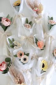 Beautiful ideas for single flower bouquets that will suit every colour scheme. Single Flower With Message Handmade By Sara Kim