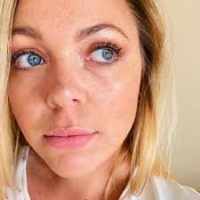 Kate Kehr's Instagram, Twitter & Facebook