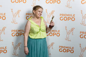 Câştigătorii vor fi anunţaţi în cadrul galei premiilor gopo, care va avea loc marţi, 24 martie, la top ce filme româneşti de ficţiune merită reţinute din acest an 2020 în care cinematografia a fost dată. Ada Solomon Despre SituaÈ›ia Filmului Romanesc E Nedrept Cum Este Privit De AutoritÄƒÈ›i Acest Sector Cultural Libertatea