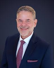 Thomas Rayfield's Instagram, Twitter & Facebook