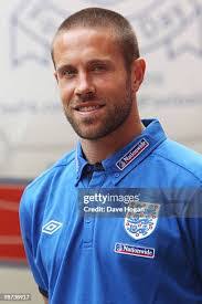 Matthew Hogan's Instagram, Twitter & Facebook