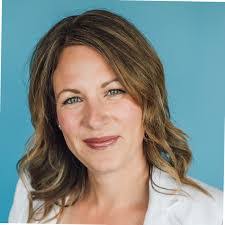 Miranda Andersen's Instagram, Twitter & Facebook