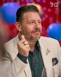 POV: It's the first round and people are already fighting at the table 👀  Catch up now