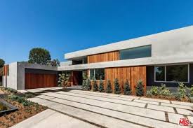 Priyanka chopra and nick jonas house: Nick Jonas Will Share This 6 5m Beverly Hills Stunner With Future Wife Priyanka Chopra American Luxury Priyanka Chopra Florida Home House Worth