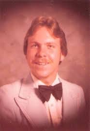 Mike Hoback's Instagram, Twitter & Facebook