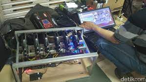 Miners have become very sophisticated over the last several years using complex machinery to speed up mining. Butuh Sampai 14 Vga Untuk Menambang Bitcoin