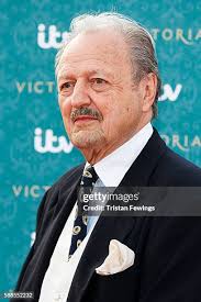 749 Peter Bowles Photos & High Res Pictures