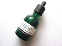 However, the reason i am reviewing this oil is because i needed it. The Body Shop Tea Tree Anti Imperfection Daily Solution Review