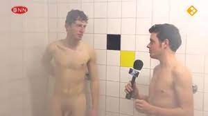 Naked interview in locker room - ThisVid.com