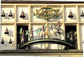We reserved space in the english tour ahead of time based on online recommendations. Koln Das Echte Kolnisch Wasser Brigitte Visit The City