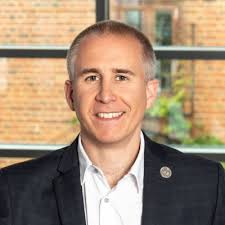 Well that was brutal!! And I accidentally walked 33.3miles!! I need wine!! 