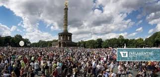 Тимур родригес, филип киркоров, регина тодоренко, валерия. Nemecko Si Hraje S Ohnem Obri Demonstrace Jak To Bylo Doopravdy Parlamentnilisty Cz Politika Ze Vsech Stran