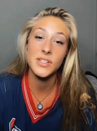 Her baby gae era or her love allways era? || Also I am so sorry I havent  posted for 3 day I was busy as hell and to top it off came down with a  fever yesterday from exhaustion || #siennascibird ...