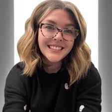 Tim McGraw and Faith Hill surprise fans with 80s soul hit opener