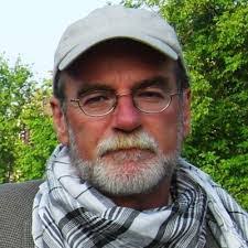 Robert Beres's Instagram, Twitter & Facebook