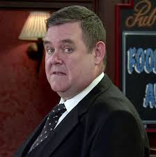 Corrie's Tony Maudsley calls for George and Eileen wedding story