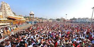 திருப்பதியில் சாமி தரிசனத்துக்காக இத்தனை மணி நேரம் காத்திருப்பா? காரணம்  என்ன? | Devotees waiting time high for darshan in Tirupati