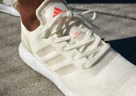 Oh, ada lagi 19 jenis kasut rupanya. Futurecraft Loop Kasut Lari Berprestasi Dihasilkan Untuk Dihasilkan Semula Majalah Labur