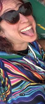 Hi everyone ! My boyfriend lost his beloved sunglasses probably at the Hive  Stage