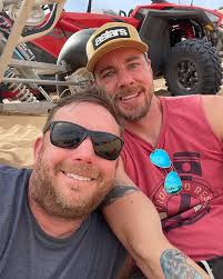 Aaron Michael Weakley ™️