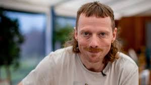 Bagedyst'-Thomas skal være far