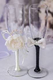 Bride And Groom Champagne Flutes Ivory Black Rustic Wedding Flower Toasting Wedding Champagne Glasses Wedding Wine Glasses Wedding Champagne Flutes