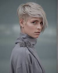 Description keira knightley idée de carré les tendances coiffure de la. Epingle Sur Coiffures