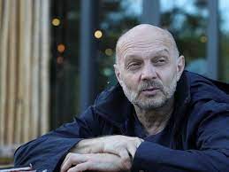 — по описанию знакомой стало понятно, что это точно отец, — сказал владимир. Ybg4vlwilc9oam