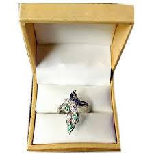 Like many other global currencies, the rupee can be subdivided into smaller units known as paise. Buy Italian Silver Ring For Womens Online 1299 From Shopclues