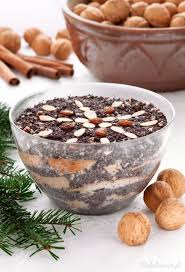 One of the greatest polish christmas traditions is to prepare an extra seat at the table. Makowki Fotokulinarnie Recipe Desserts Christmas Food Desserts Food