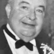 Michael Mauger's Instagram, Twitter & Facebook