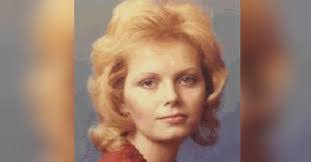 Nancy Morelock's Instagram, Twitter & Facebook