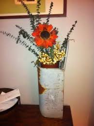 Old Mailbox Turned Vase Junkmarket Style Boite Aux Lettres Ancienne Boite Aux Lettres Decoration Decor De Ferme Industrielle