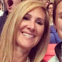 Rebecca Mendenhall's Instagram, Twitter & Facebook