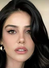 Our beaury Özge.....🌞🌼🌻☀️💥🌻🌳❤️💛💙