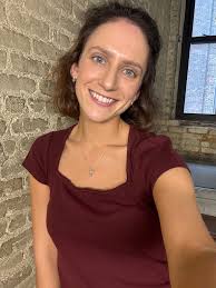 Hey. My name is Hannah I'm 24 and looking for my person. I live in midvale  and I'm curvy. If your interested please dm me.