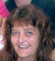 Lynn Hofer's Instagram, Twitter & Facebook