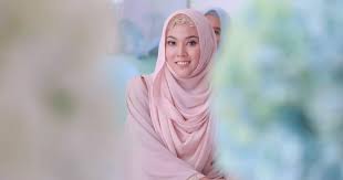 Lagu shila amzah dan alif satar. Shila Amzah Malaysian Singer Shila Amzah Is Voice Of Puteri Jasmine In Bm Dubbed Aladdin Video Malay Mail Aladdin