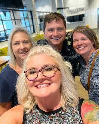 Corey Munson's Instagram, Twitter & Facebook