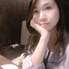 當14 億中國人也成為我國國民，台灣人要去哪裡？ 現在國會最大黨中國國民黨的不分區立委翁曉玲，已經直接告訴大家，對岸十幾億人也是「我國國民」  也就是說，對翁曉玲而言，修改法律讓「14 億中國人」享有跟台灣人一樣的權利，是再自然不過的