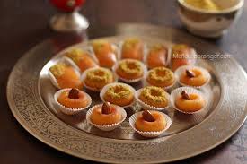 Mini Basboussa Aromatise Au Citron Recette Alimentation Basboussa Recettes Sucrees