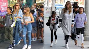 German model heidi klum, 36, gave birth to her fourth child, a daughter named lou sulola samuel heidi also has sons johan, 2 1/2, and henry, 4, and daughter leni, 5. Heidi Klum S Daughters Sons 2018 Helene Samuel Lou Samuel Henry Samuel Johan Samuel Youtube