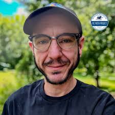 What is the identity of this small insect?