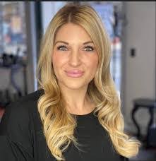 Tracy Riccio's Instagram, Twitter & Facebook