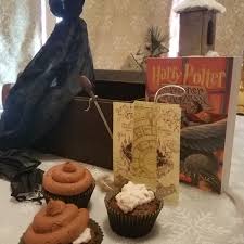 We're about to find out if you know all about greek gods, green eggs and ham, and zach galifianakis. Harry Potter And The Prisoner Of Azkaban Discussion Questions And Chocoballs Cupcake Themed Recipe Hobbylark